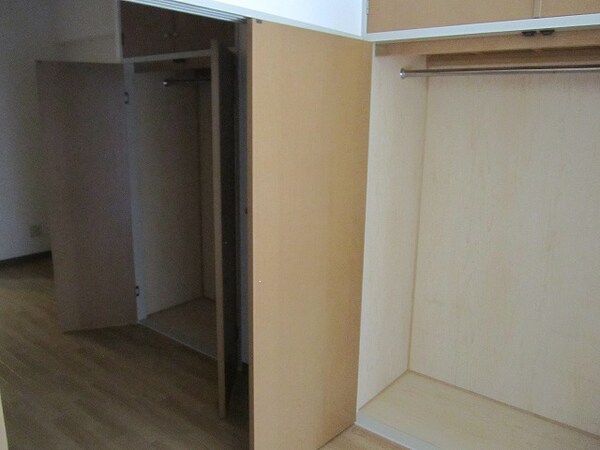 収納(※同物件別部屋参考写真)