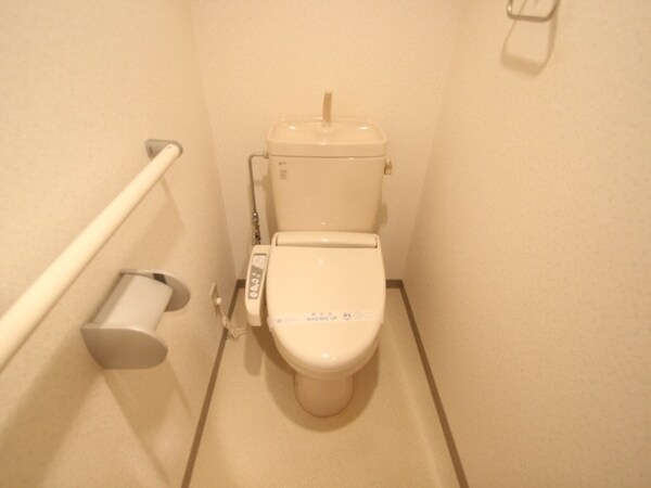 トイレ(※同物件別号室参考写真)
