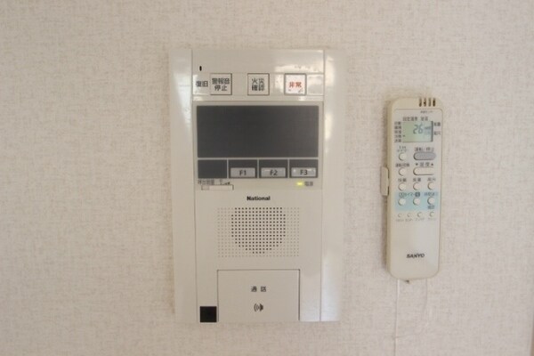セキュリティ(※同物件別号室参考写真)