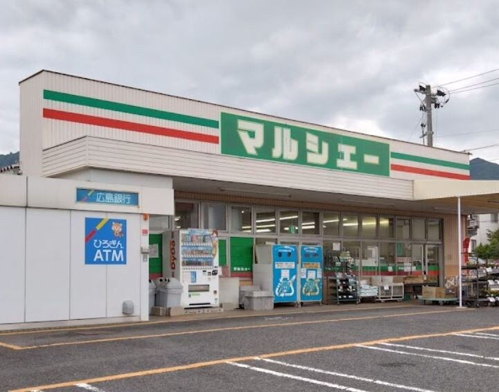 マルシェー 佐方店
