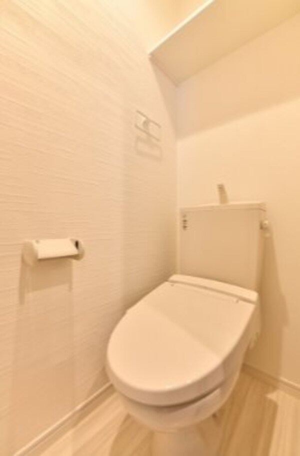 トイレ(※同物件別号室参考写真)