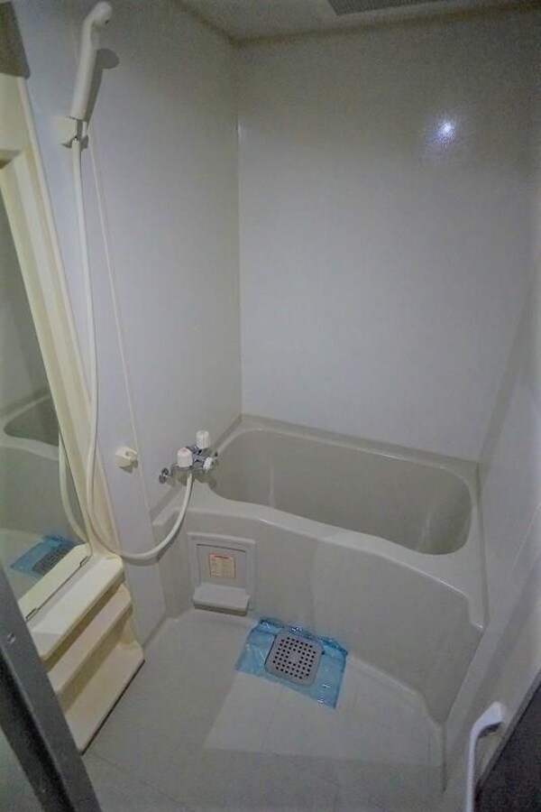浴室(別のお部屋の写真になります。)