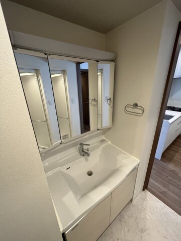 物件内観写真10　(※同物件別号室参考写真)