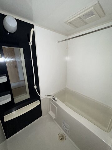 物件内観写真7　(同物件別号室参考写真)