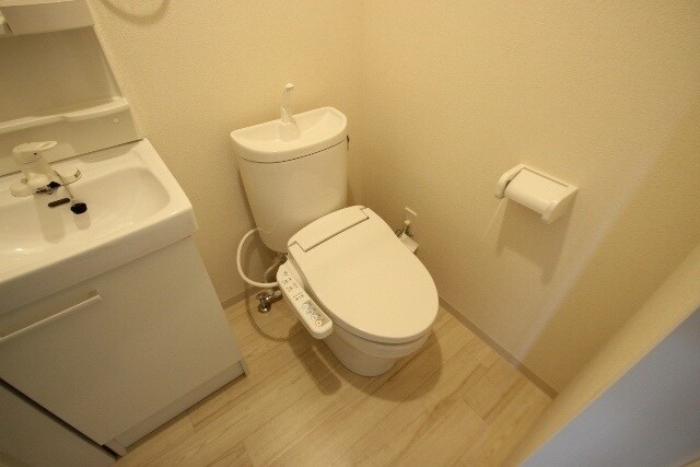 物件内観写真8　(※同物件別号室参考写真)