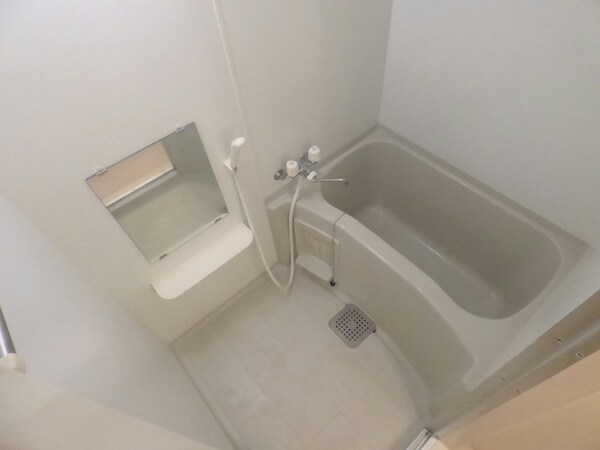 浴室(同物件別部屋参考写真)