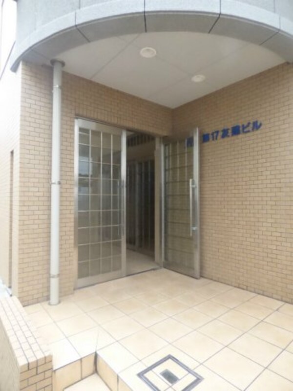 建物設備(正面玄関)