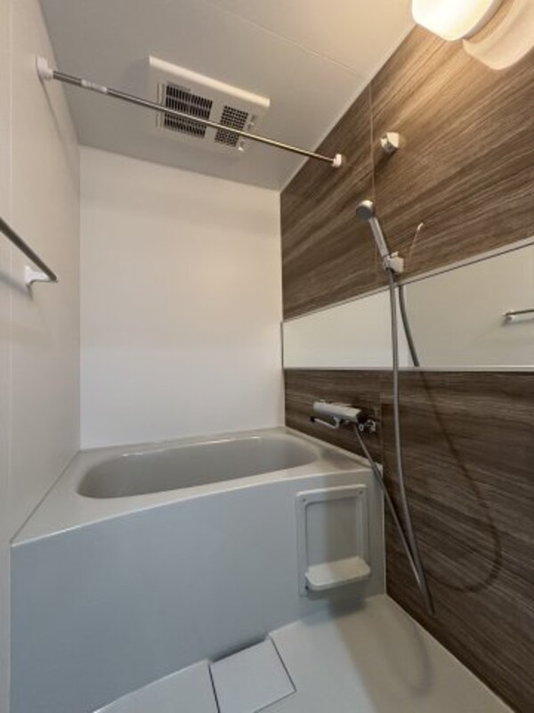 浴室(※同型モデルの類似写真)