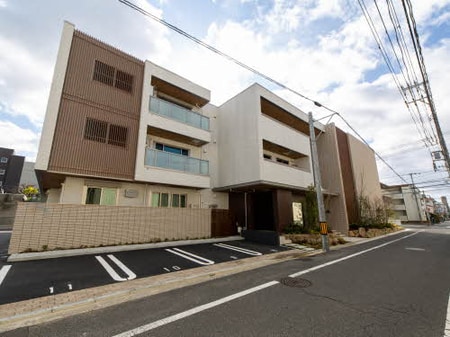 アズール庚午北外観写真