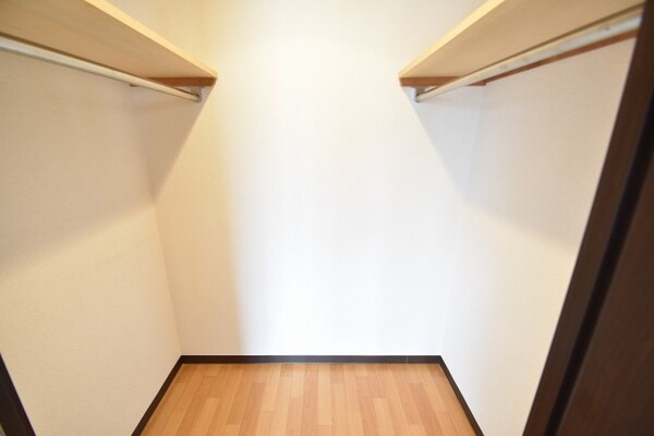収納(※同物件別部屋参考写真)