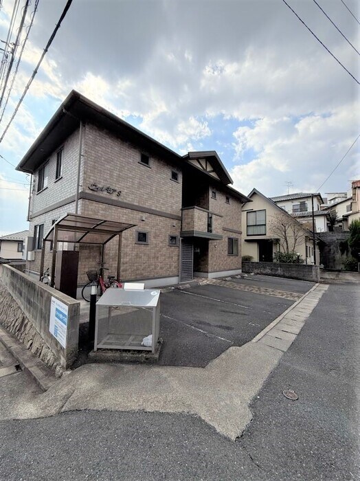 物件外観写真2　