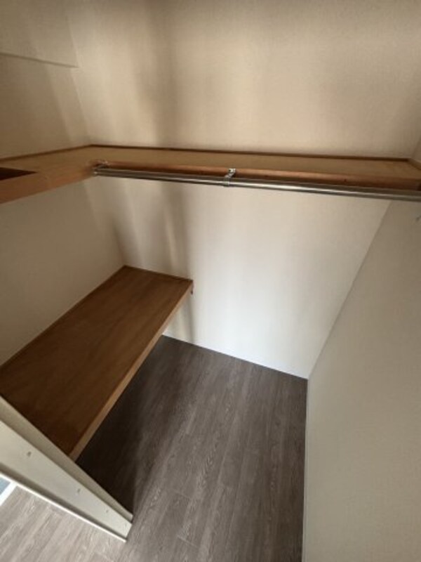 収納(※同物件・別号室参考写真)