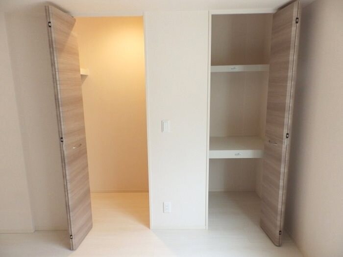 物件内観写真8　(※同物件別号室)