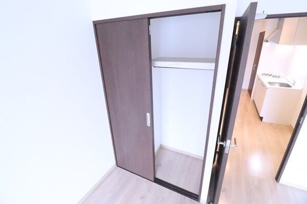 収納(※同物件別号室参考写真)