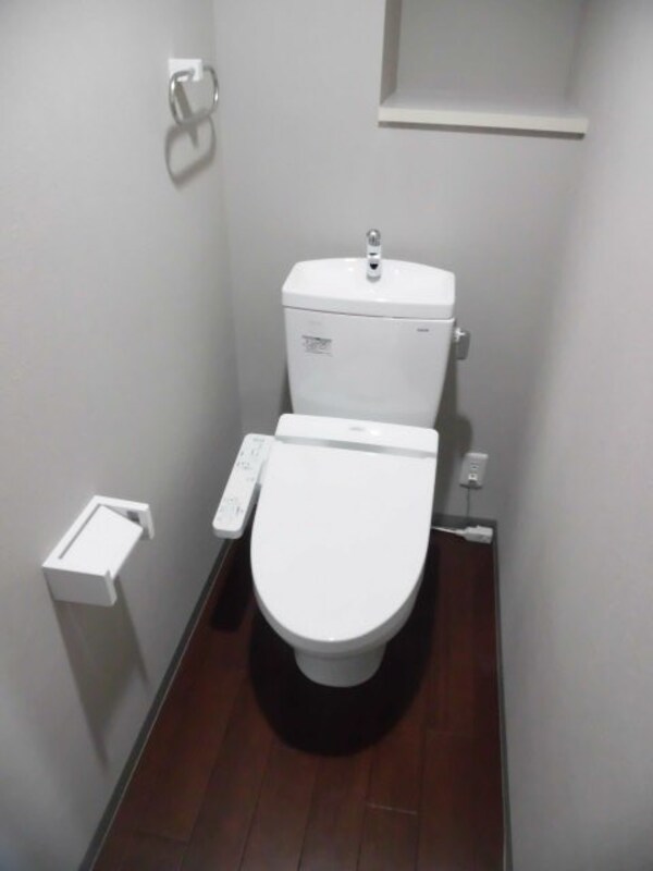 トイレ(※同物件別部屋参考写真)