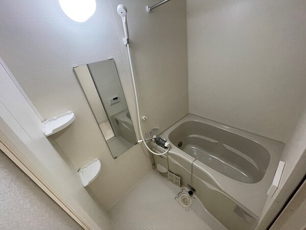 浴室(※同物件別号室参考写真)