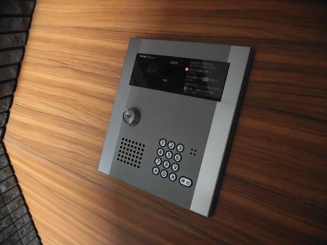 物件内観写真19　(※同物件の別号室です。)