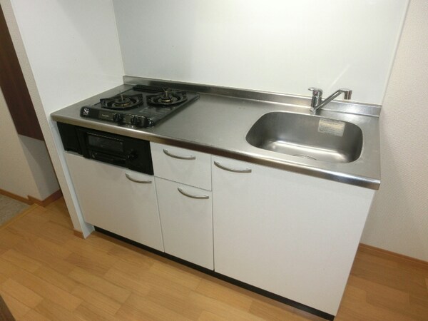 キッチン(※同マンション別部屋の写真となります。)