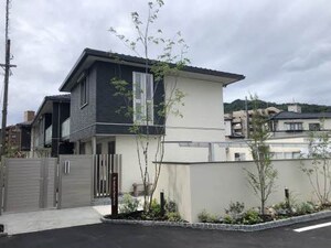 ラ　メゾン　ウールゥ外観写真