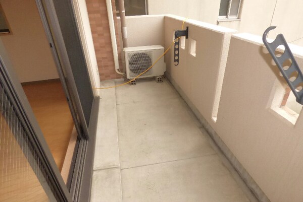 バルコニー(同物件別号室参考写真)