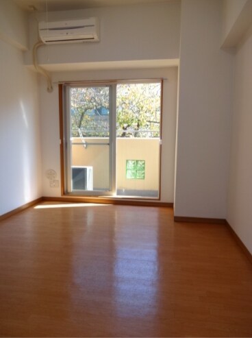 物件内観写真15　(洋室)