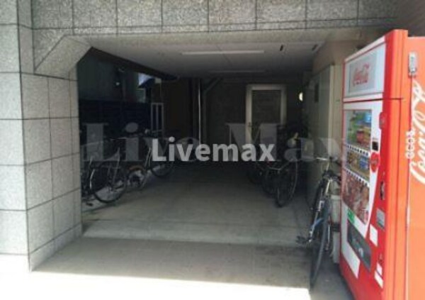 駐車場(駐輪場)