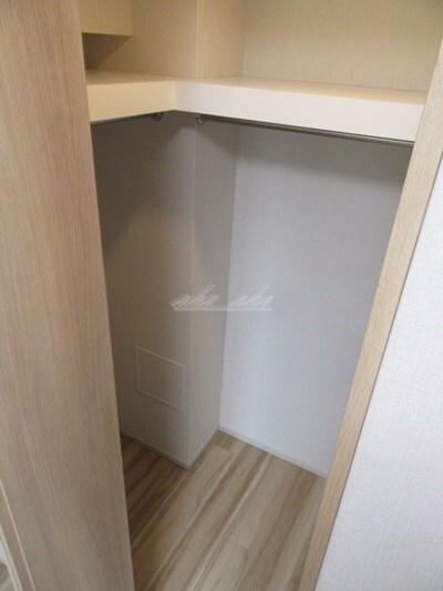 物件内観写真12　(ウォークインクローゼット)