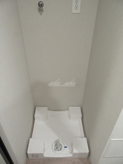 物件内観写真22　(洗濯機置場)