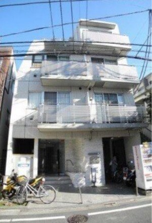 プレール・ドゥーク北新宿Ⅲ外観写真
