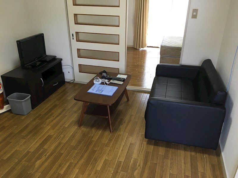 物件内観写真4　(生活に必要な家具・家電付き)