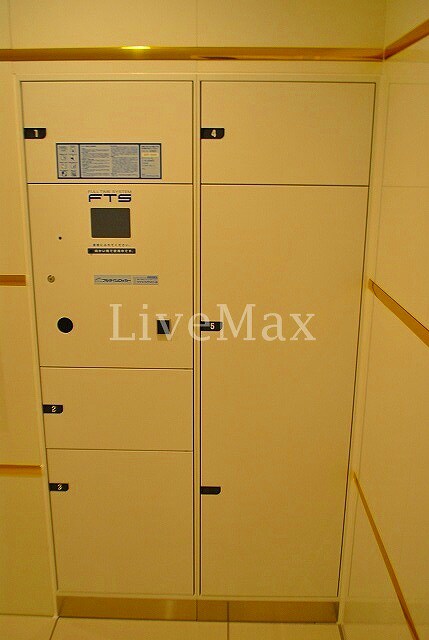 物件内観写真14　(宅配ボックス)