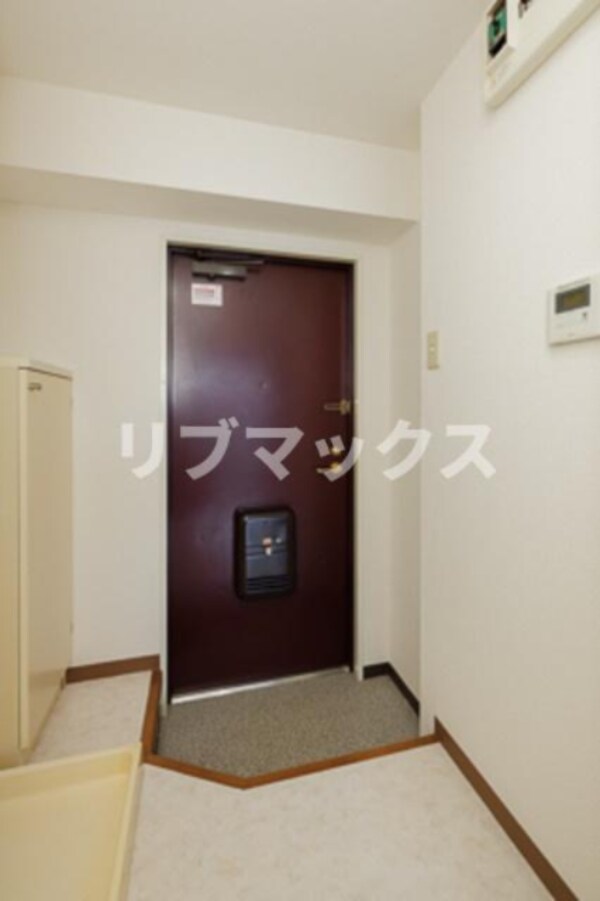 玄関(同タイプ別住戸)