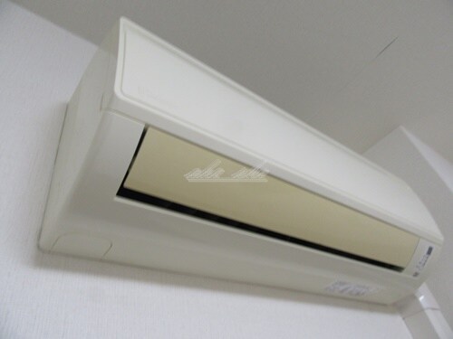 物件内観写真21　(電子レンジと冷蔵庫)