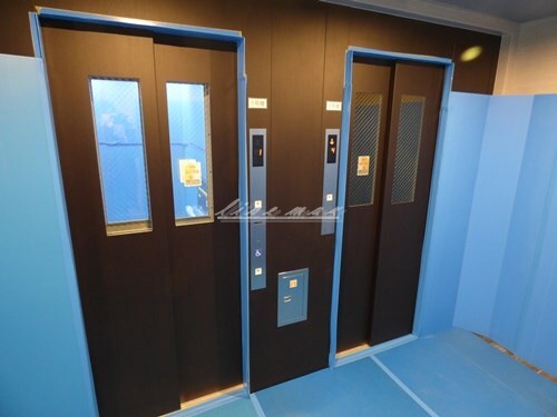 物件内観写真26　(エレベーター2基)