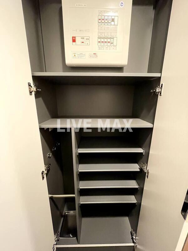 物件内観写真11　(別号室参考写真)