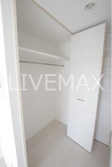 物件内観写真10　(別号室参考写真)