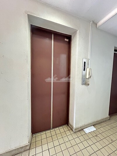 物件内観写真22　(エレベーター)