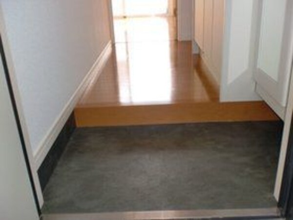 玄関(別号室参考写真)