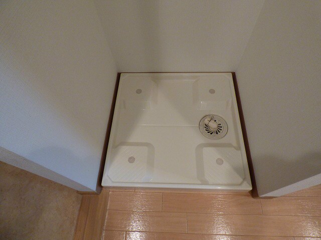 物件内観写真21　(洗濯機置場)