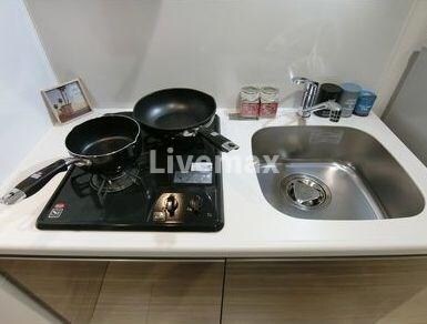 物件内観写真7　(別号室参照写真)