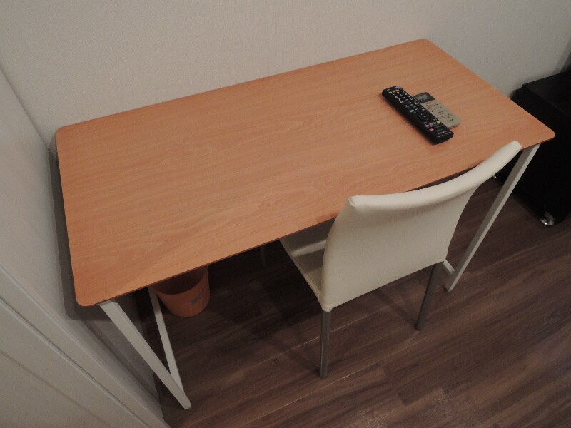 物件内観写真26　(デスク)