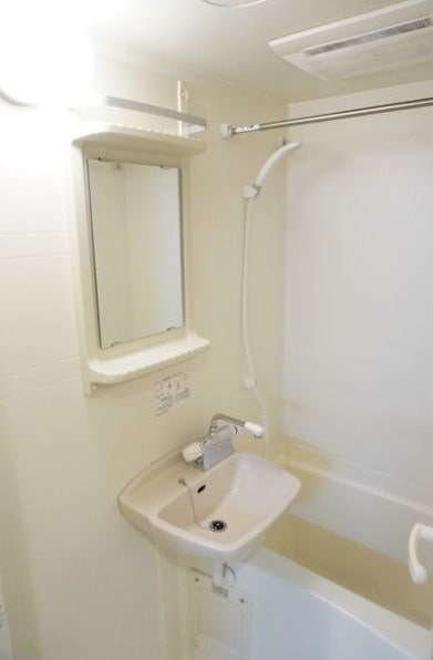 物件内観写真6　(バス･トイレ別)