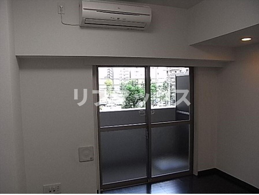 物件内観写真4　(家具家電が入ります)