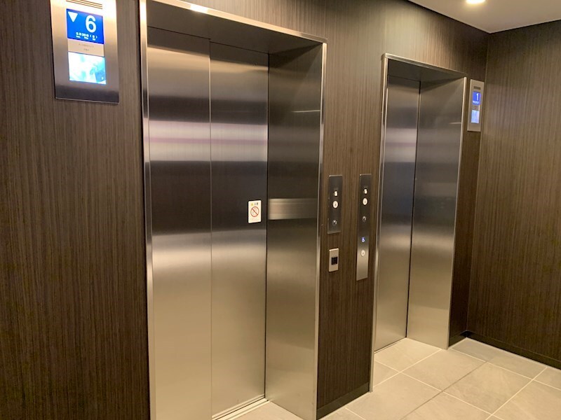 物件内観写真21　(エレベーター2基)