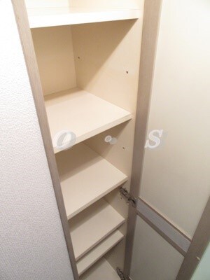 物件内観写真12　(下駄箱)