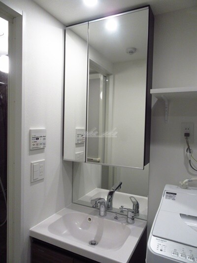 物件内観写真10　(洗濯機有)