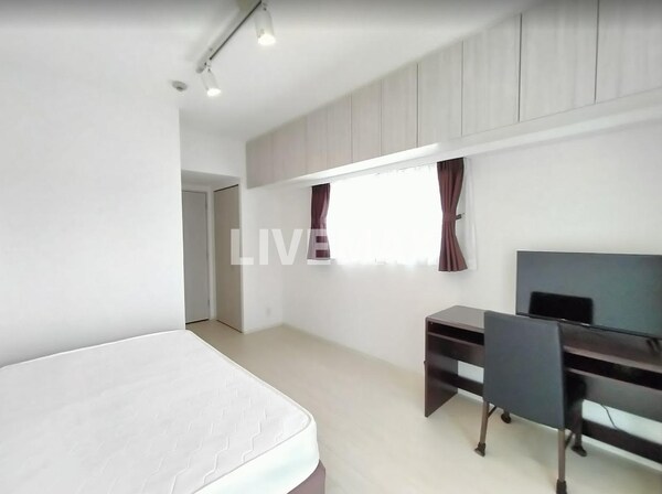 居室(反転タイプの写真です)