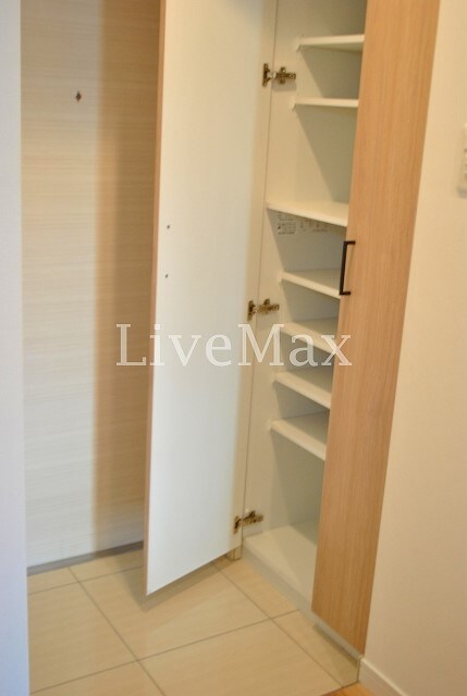 物件内観写真10　(シューズボックス)