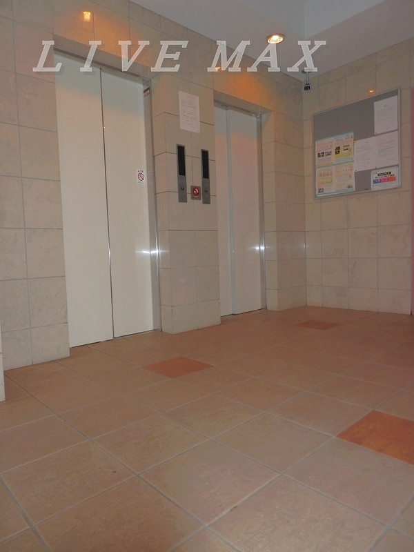 その他(エレベーター２基)