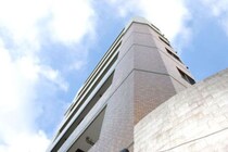 東急田園都市線 用賀駅 6階建 築21年の外観写真